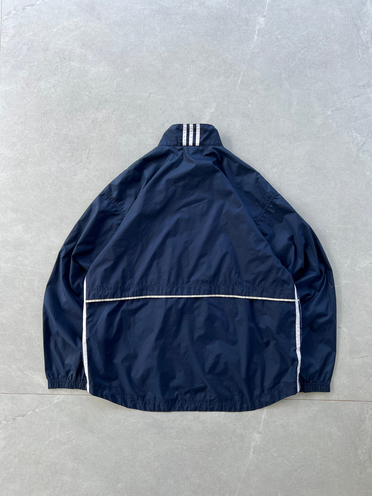 ADIDAS JACKET- M