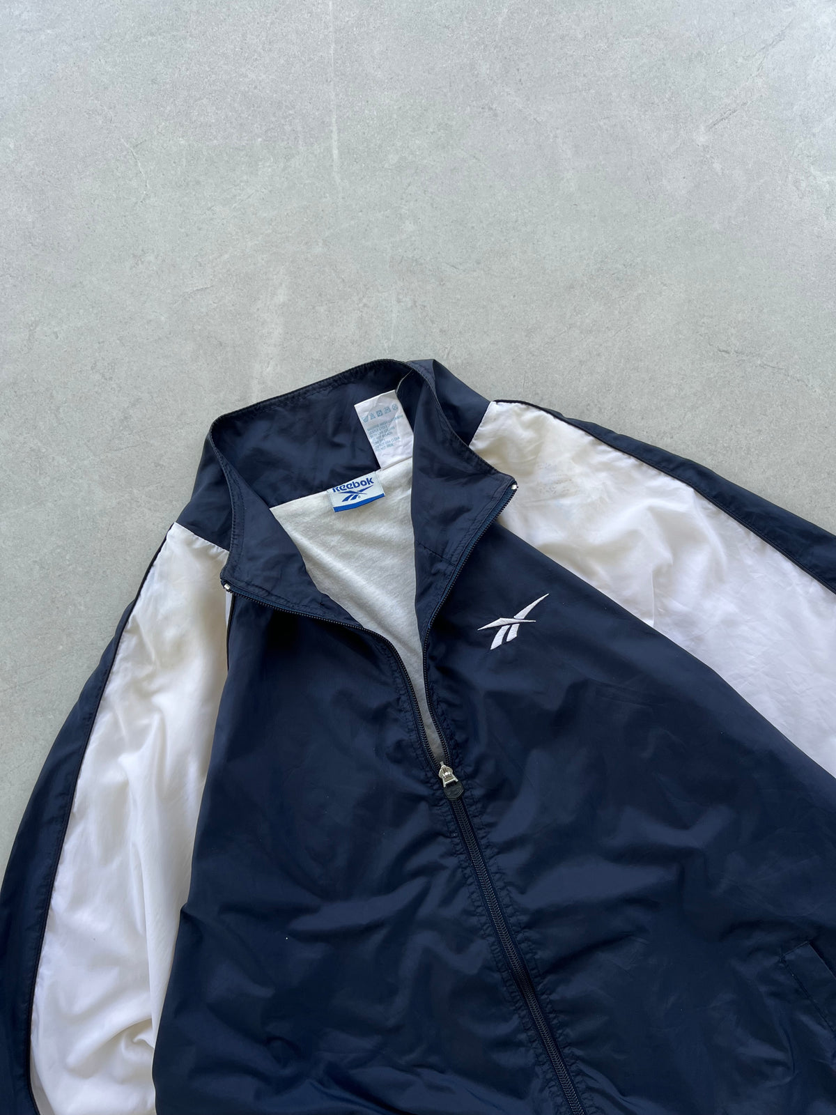 Reebok jacket size L
