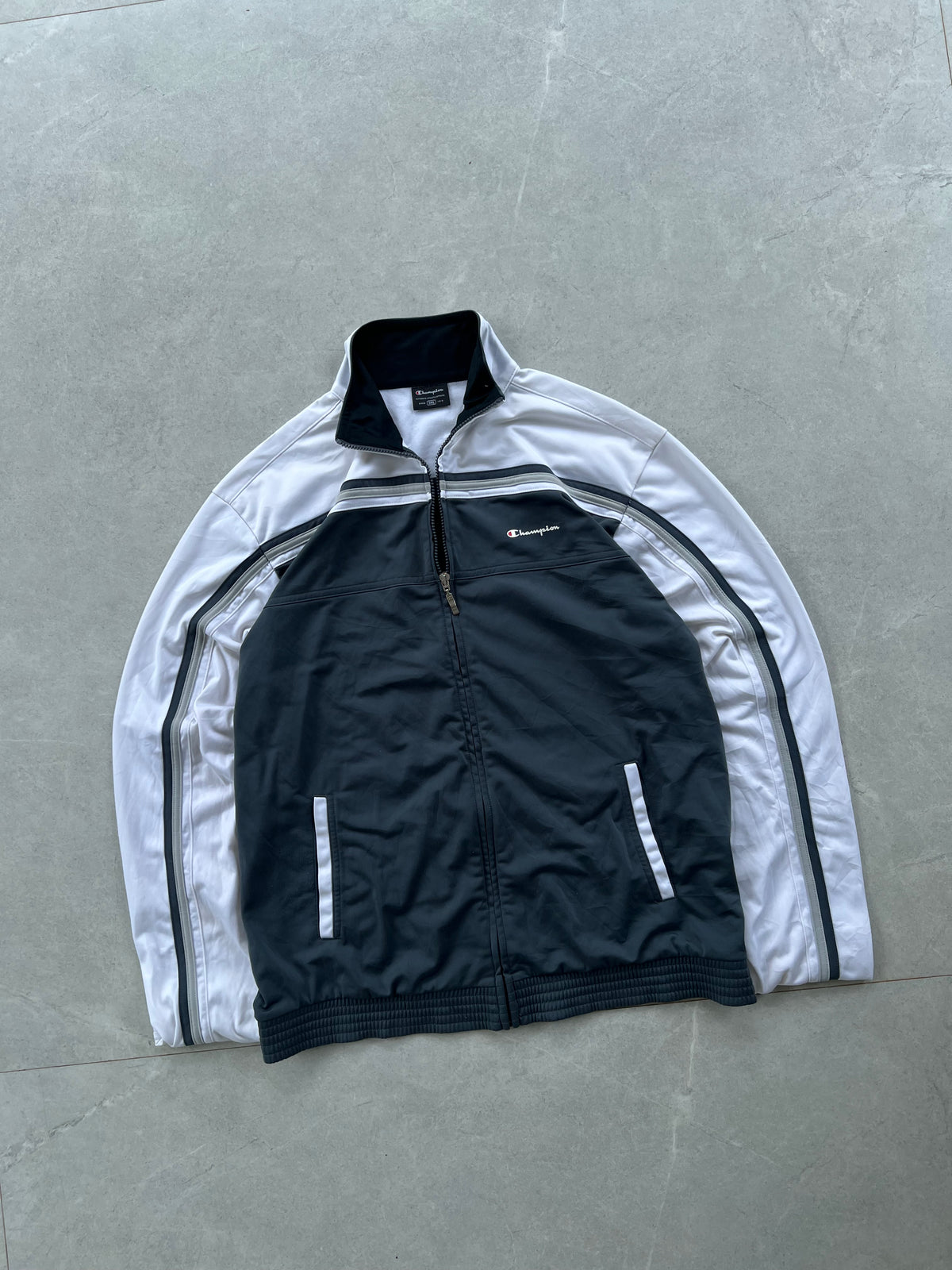 CHAMPION size XL