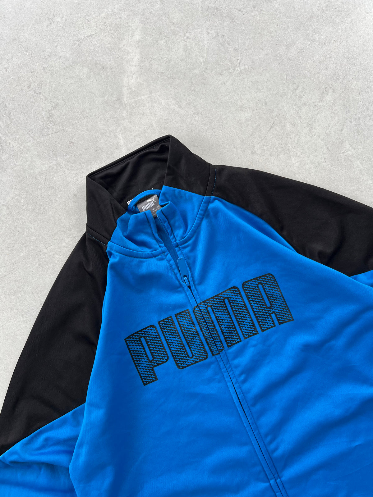 Puma jacket- S