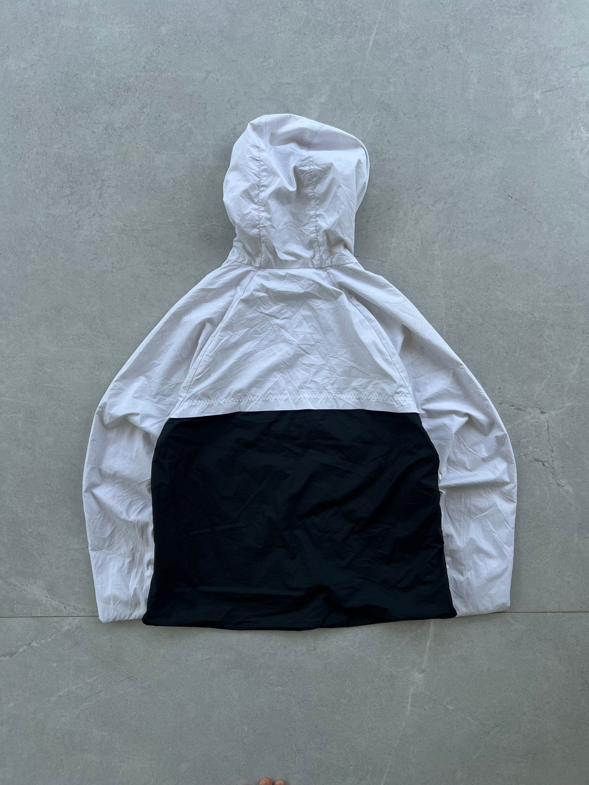 NIKE JACKET- XS