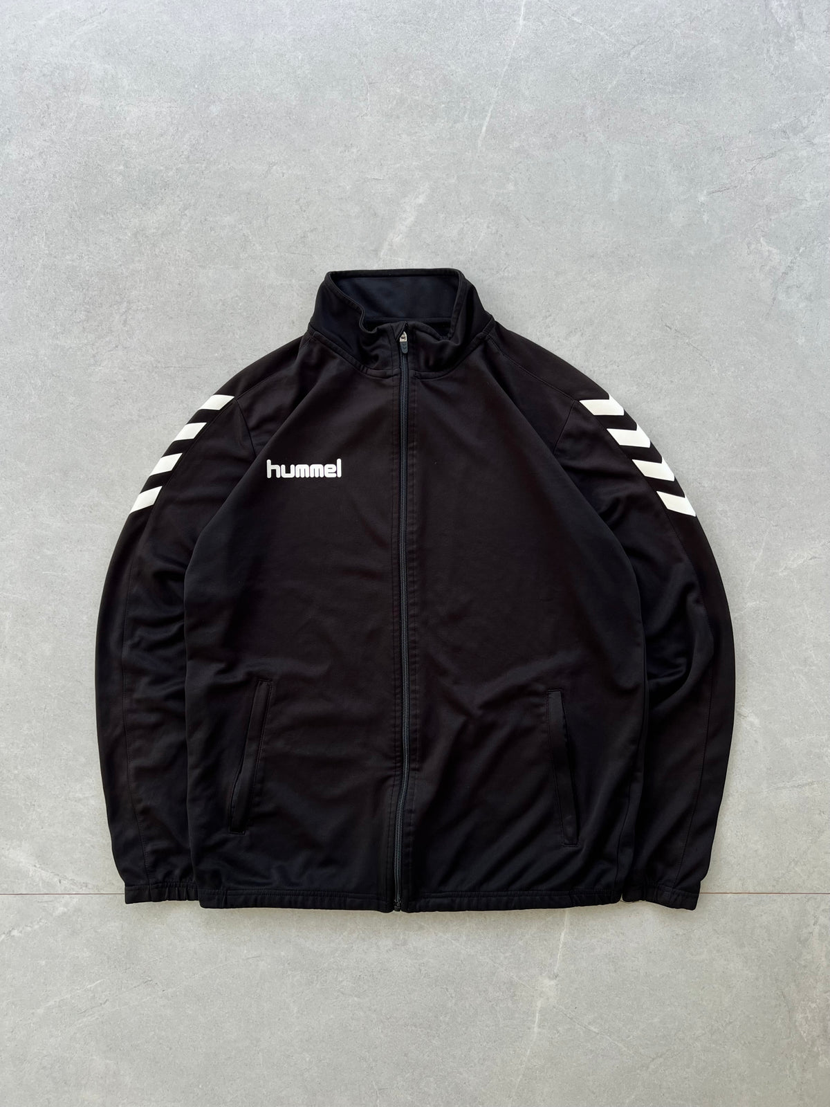 HUMMEL JACKET- L